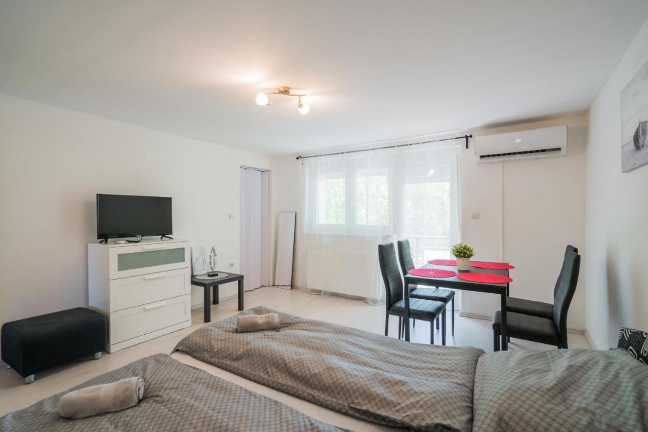 Zigzag Apartman Siofok Bagian luar foto